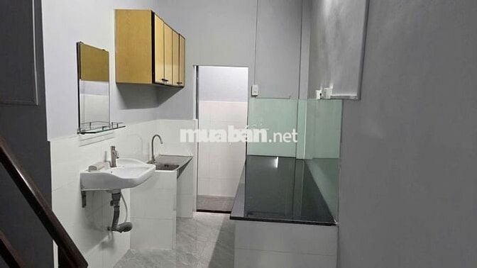 CHO THUÊ NHÀ HƯNG PHÚ 48m2, NHÀ MỚI SẠCH SẼ, 1 TRỆT 1 LỬNG, GIÁ TỐT .