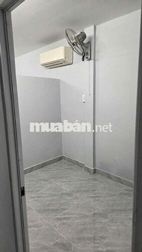 CHO THUÊ NHÀ HƯNG PHÚ 48m2, NHÀ MỚI SẠCH SẼ, 1 TRỆT 1 LỬNG, GIÁ TỐT .