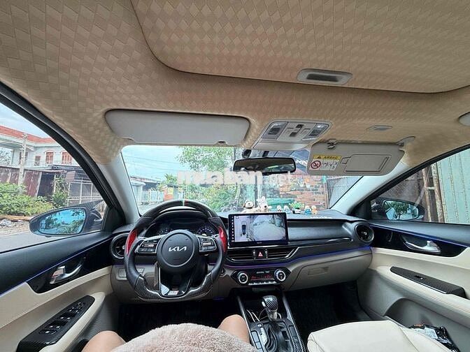 Kia Cerato Trắng Da Napa Tự động