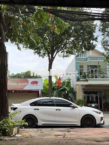 Kia Cerato Trắng Da Napa Tự động