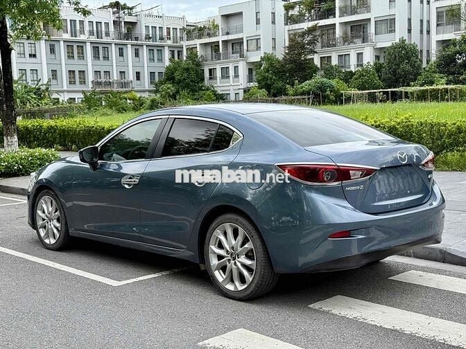 Mazda Mazda 3 bản 2.0 sản xuất 2015 siêu đẹp