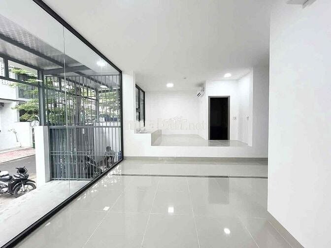 CHO THUÊ MẶT BẰNG KINH DOANH ĐỐI DIỆN ĐẠI HỌC TÔN ĐỨC THẮNG