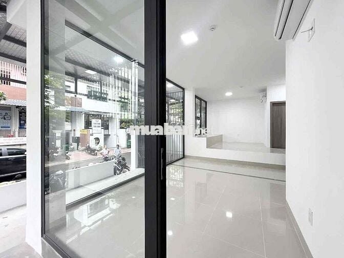 CHO THUÊ MẶT BẰNG KINH DOANH ĐỐI DIỆN ĐẠI HỌC TÔN ĐỨC THẮNG