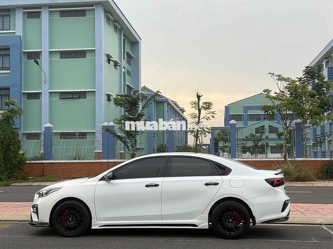 Kia Cerato Trắng Da Napa Tự động