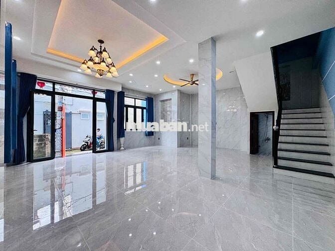 66m2 cách mặt tiền chỉ 1 căn,tiện làm văn phòng cty