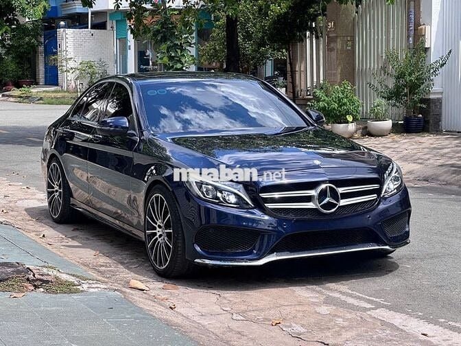 Mercedes-Benz C300 AMG 2017 xanh cavansite