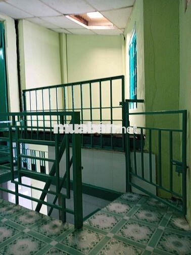 nhà thuê ở, đầu hẽm rộng 3m , đi vào khoảng 20m tới nhà ở, an ninh
