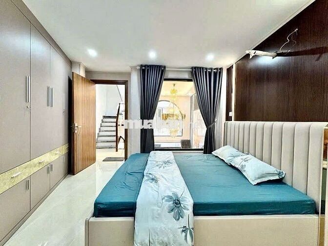 CHO THUÊ NHÀ NGUYÊN CĂN MỚI TINH QUẬN 3 -- 4PN GIÁ TỐT