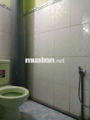 nhà thuê ở, đầu hẽm rộng 3m , đi vào khoảng 20m tới nhà ở, an ninh