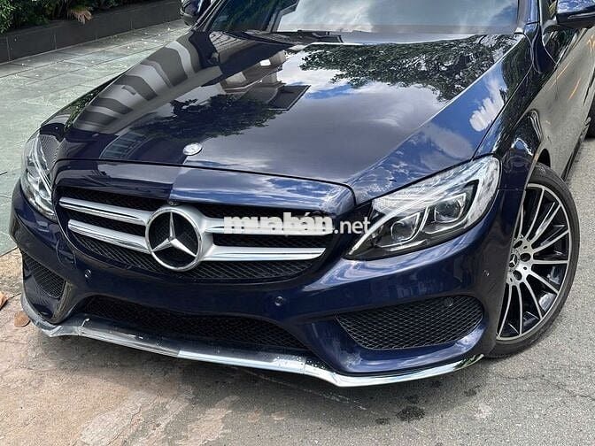Mercedes-Benz C300 AMG 2017 xanh cavansite