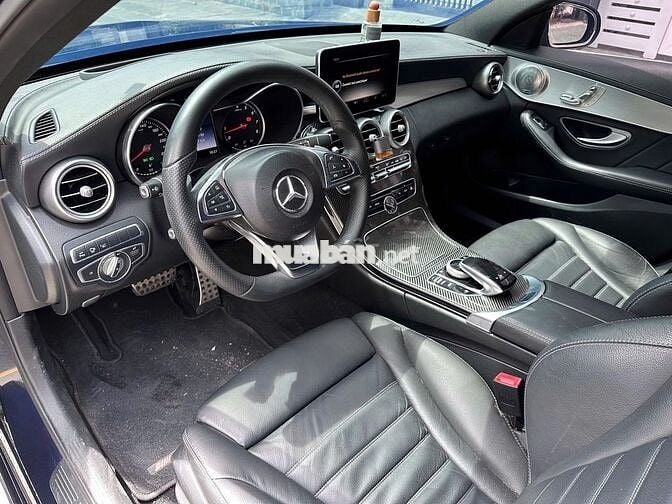 Mercedes-Benz C300 AMG 2017 xanh cavansite