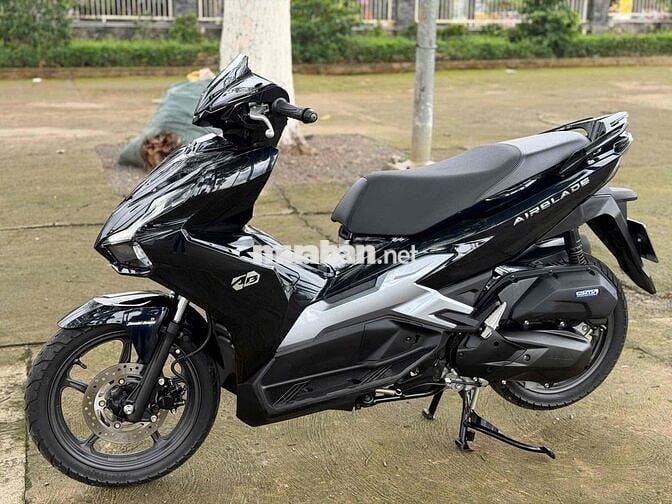 Honda AB 125 4V 2025 Đen 900km
