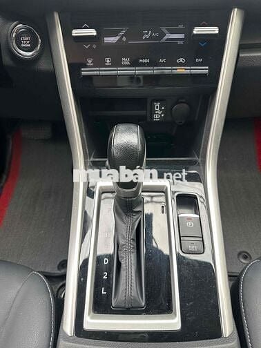 Mitsubishi Xpander Premium 1.5AT 2025 44000km Bạc