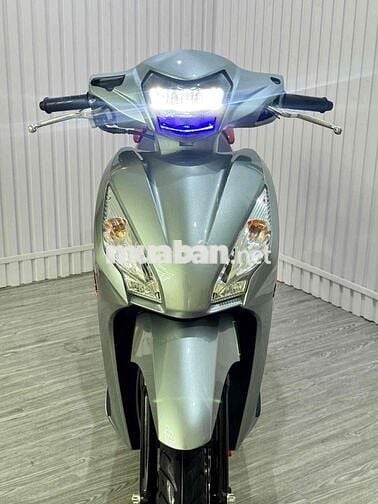 Honda Vision 2023 Bạc
