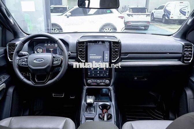 Ford Everest Titanium 4x4 2023 23.000km Đen