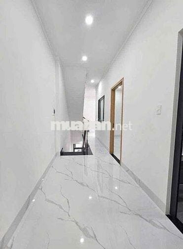 Nhà Định Hoà Mặt tiền Dx 82 gần bệnh viện 500Giường tặngfull nội thất