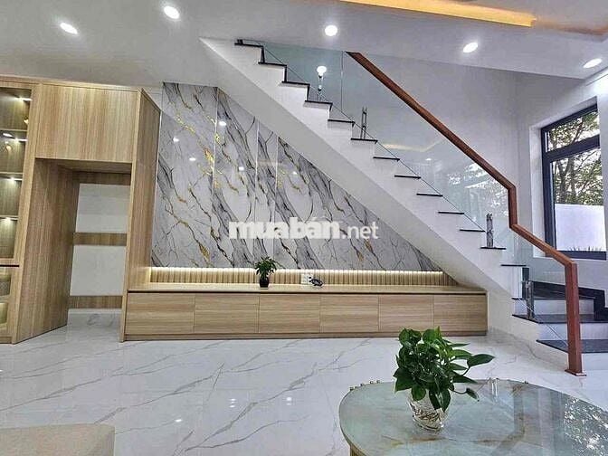 Nhà Định Hoà Mặt tiền Dx 82 gần bệnh viện 500Giường tặngfull nội thất