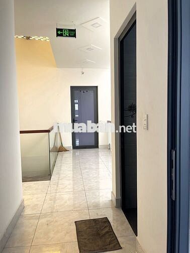 Cho thuê nhà mặt phố Linh Tây 440m2 tiện làm văn phòng, kinh doanh