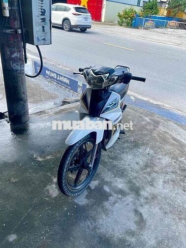 Yamaha Sirius 2016 Trắng