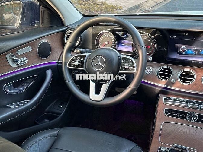 Mercedes-Benz E200 2019 đã up body E300 Trắng