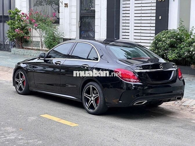 Mercedes-Benz C300 AMG 2016 Đen nội thất đỏ