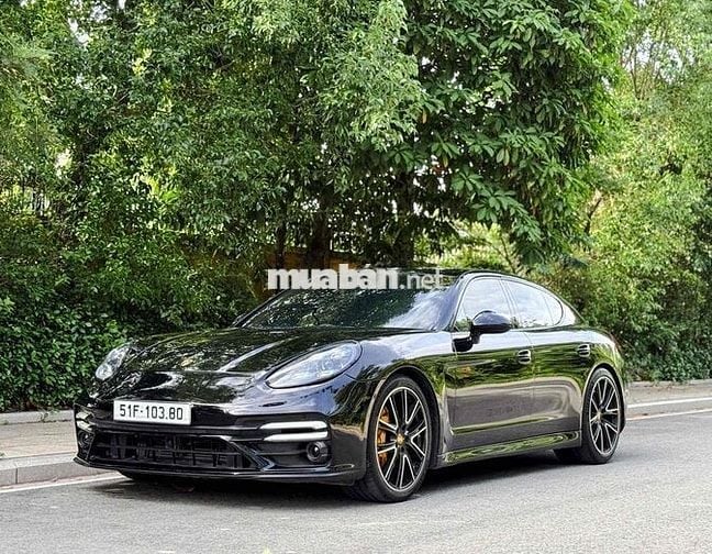 Porsche Panamera Turbo V8 4.8L Twin-Turbo Đen