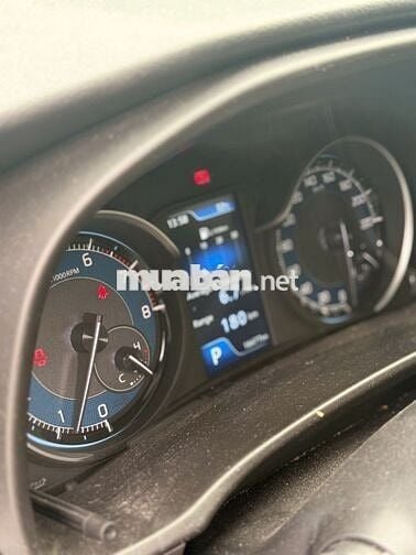 Suzuki XL7 2024 Trắng Hybrid Tự động 7 chỗ
