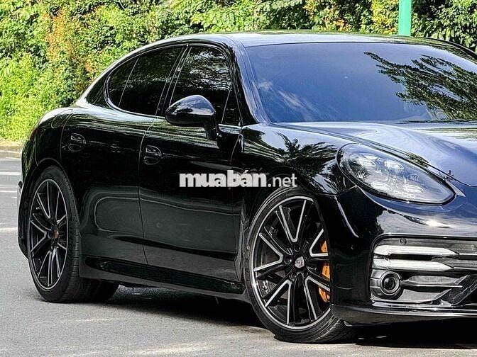 Porsche Panamera Turbo V8 4.8L Twin-Turbo Đen
