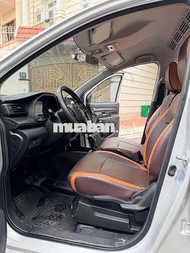 Suzuki ERTIGA HYBRID 1.5 số tự động 7 chỗ 2022