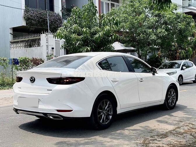 Mazda 3 Luxury 2022 đẹp lướt