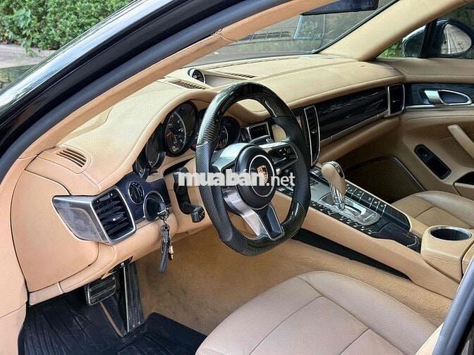 Porsche Panamera Turbo V8 4.8L Twin-Turbo Đen