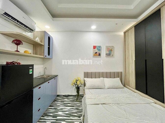 STUDIO CỬA SỔ TRỜI FULL NỘI THẤT RỘNG RÃI NGAY CẦU KHO - Q1