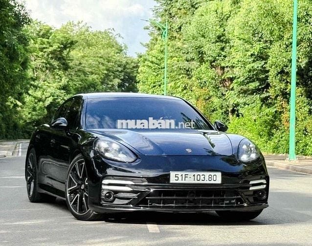 Porsche Panamera Turbo V8 4.8L Twin-Turbo Đen