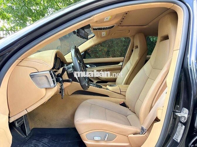 Porsche Panamera Turbo V8 4.8L Twin-Turbo Đen