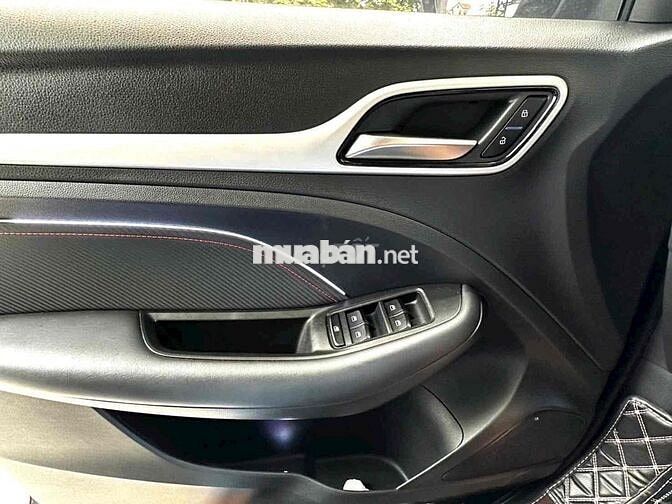 MG ZS Luxury 1.5 AT sản xuất 2023 nhập khẩu