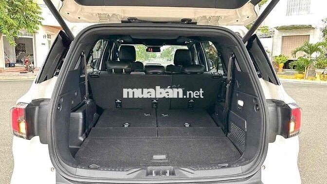 Ford Everest Titanium 2025 Trắng 48.700 km