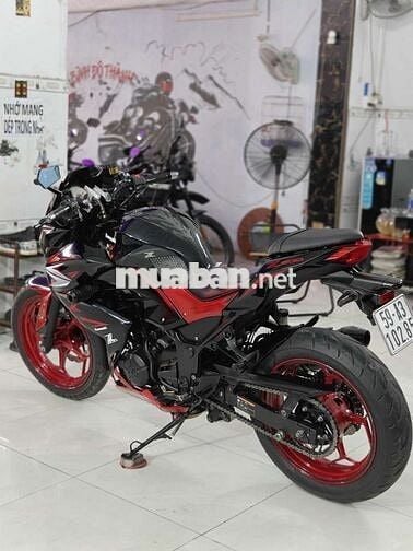 Z300 đk 2017 Đen, Đỏ bao ký ủy quyền hoặc mua bán