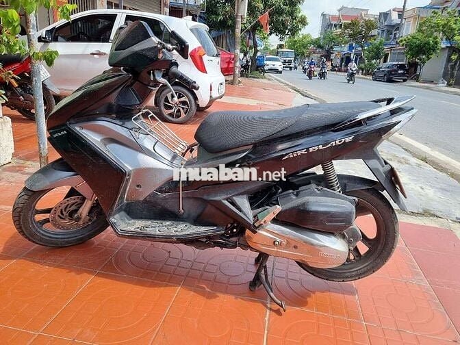 Honda Air Blade 125cc Đen