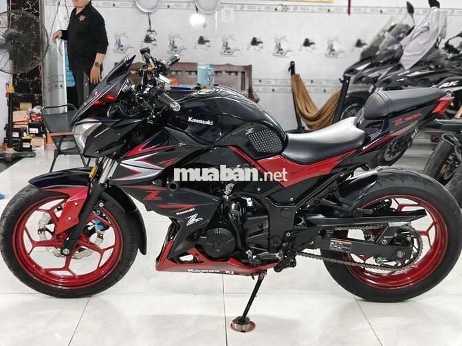 Z300 đk 2017 Đen, Đỏ bao ký ủy quyền hoặc mua bán