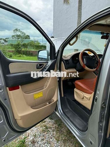 hyundai starex 9 chổ