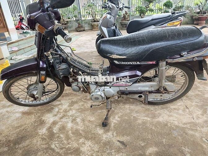 Honda Dream Thái Tím Đã sử dụng