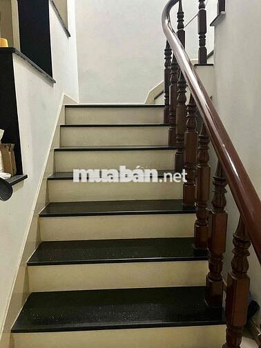 Cho thuê Nhà Mặt tiền đs 2 gần cầu Ông Dầu,p.HBP TD 4 tầng 6pn 25tr TL