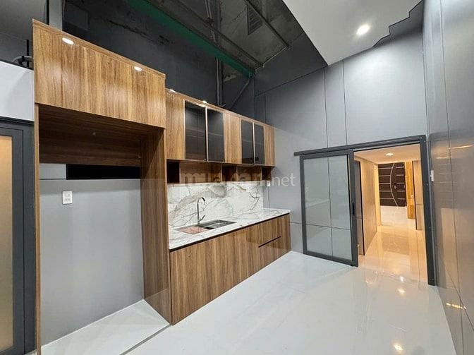CĂN 1: BÁN NHÀ HẺM 5,3M(XH) VÕ VĂN KIỆT, P.7, Q.6, 4.4TỶ.