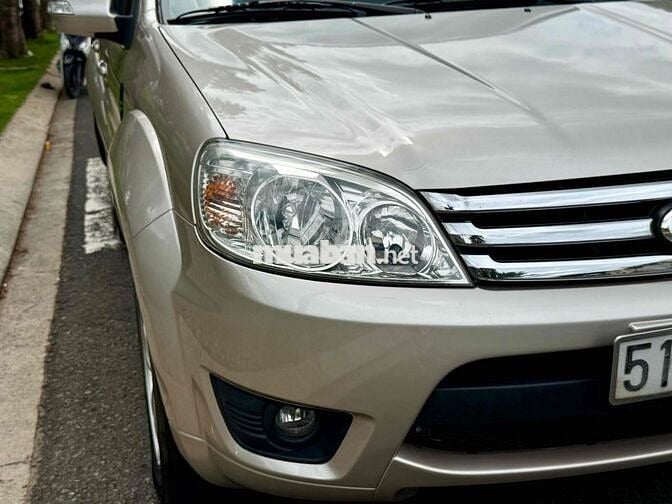 Ford Escape XLS 1 cầu 2009 Vàng cát