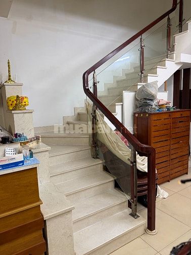 Bán nhà 10x20m, có Hầm+ 3 lầu KDC Dương Hồng Xã Binh Hưng,B Chánh