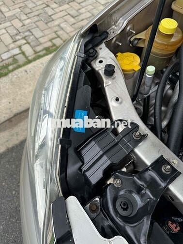 Ford Escape XLS 1 cầu 2009 Vàng cát