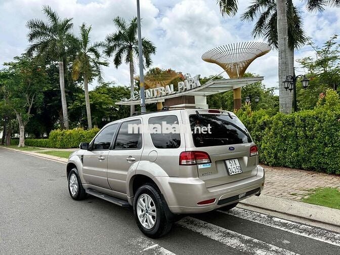 Ford Escape XLS 1 cầu 2009 Vàng cát