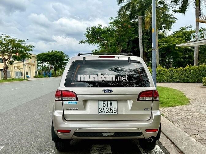 Ford Escape XLS 1 cầu 2009 Vàng cát