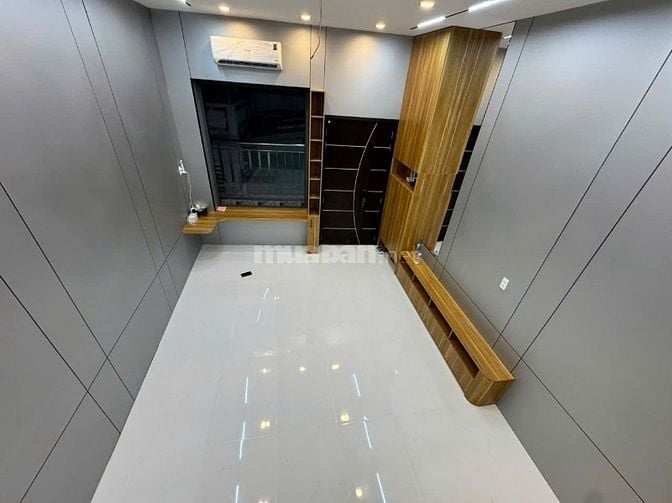CĂN 1: BÁN NHÀ HẺM 5,3M(XH) VÕ VĂN KIỆT, P.7, Q.6, 4.4TỶ.