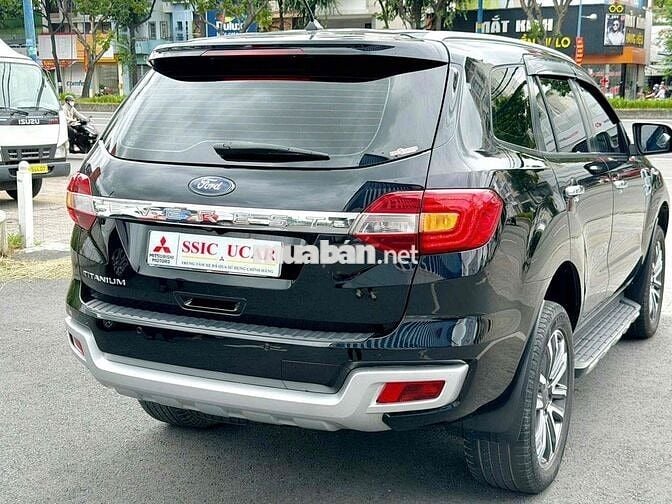 Ford Everest Titanium 4x2 2020 Đen 43.444 KM